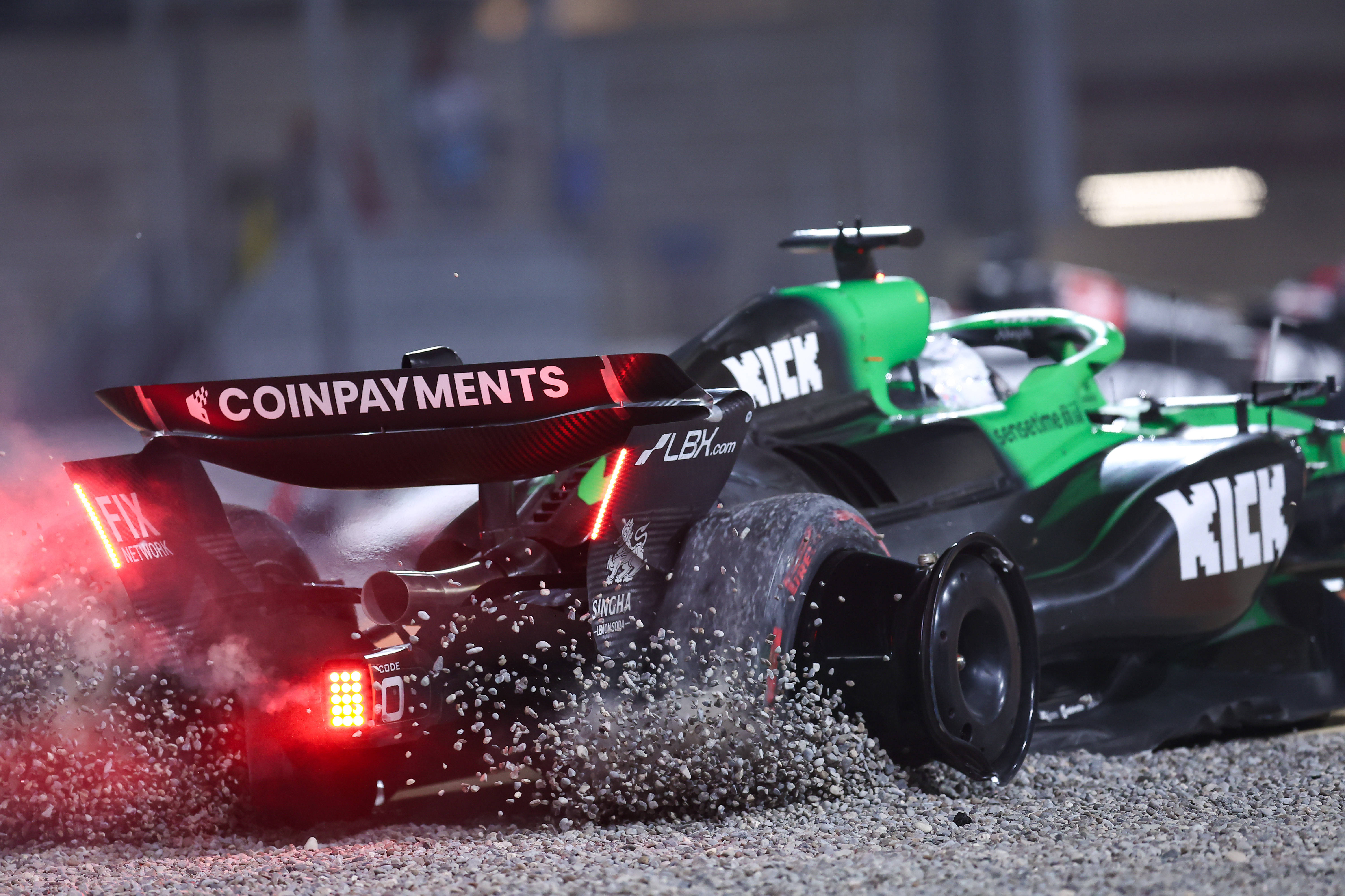 开云体育平台APP-雷诺车队横扫红牛车队,皮亚斯特里带队取胜